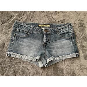 Celebrity Pink Shorts size 9